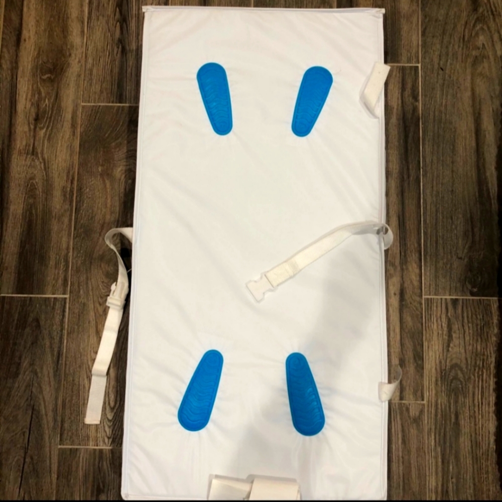 Diaper Changing Pad with 3 sheets that fit and cover pad. As well as a bassinet